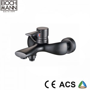 Classical Design 360 Degree Swivel Heavy Weight Brass Kitchen Mixer