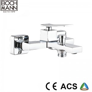 Luxury   chrome  bath faucet