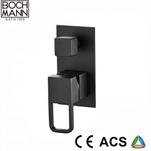 Black Color Shower Set and Brass Body Bathroom Faucet
